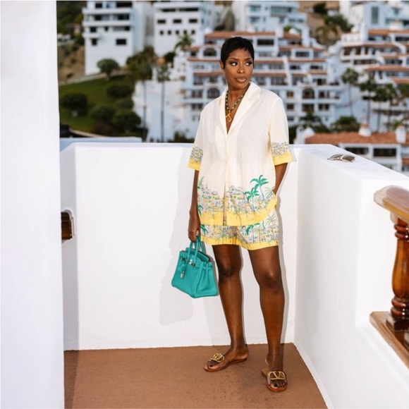 Women's High-Rise Pull-On Shorts - Future Collective™ with Jenee Naylor | Size S - Picture 1 of 4